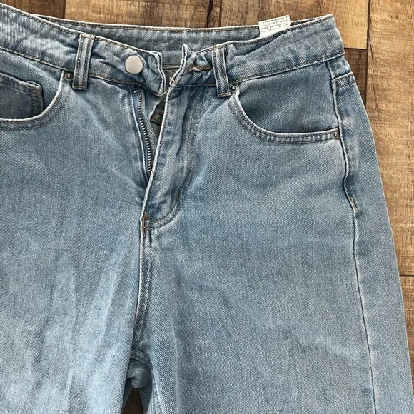 Jeans - Picture 5 of 8